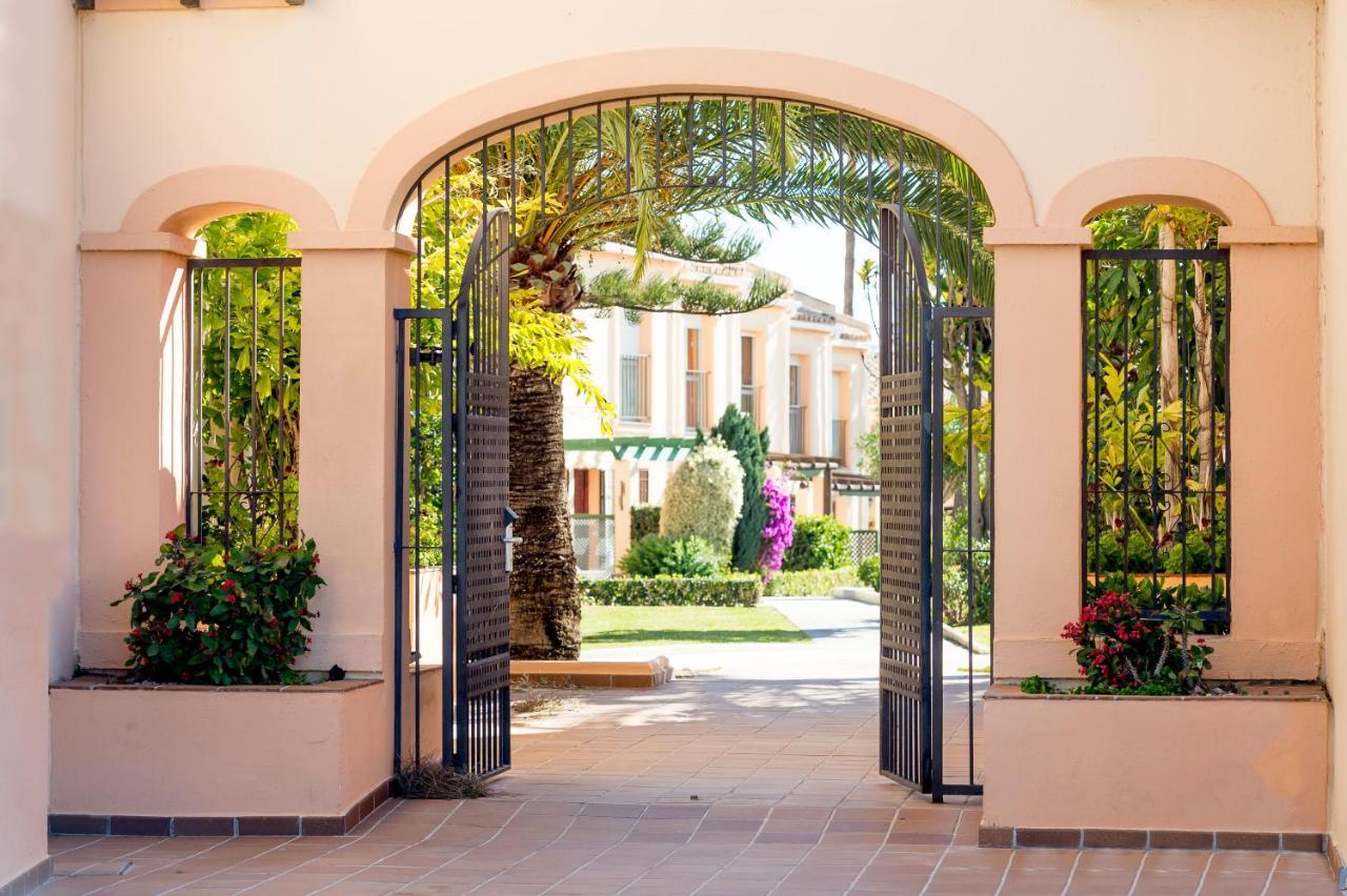 Ramada Residences By Wyndham Costa Del Sol El Faro 外观 照片