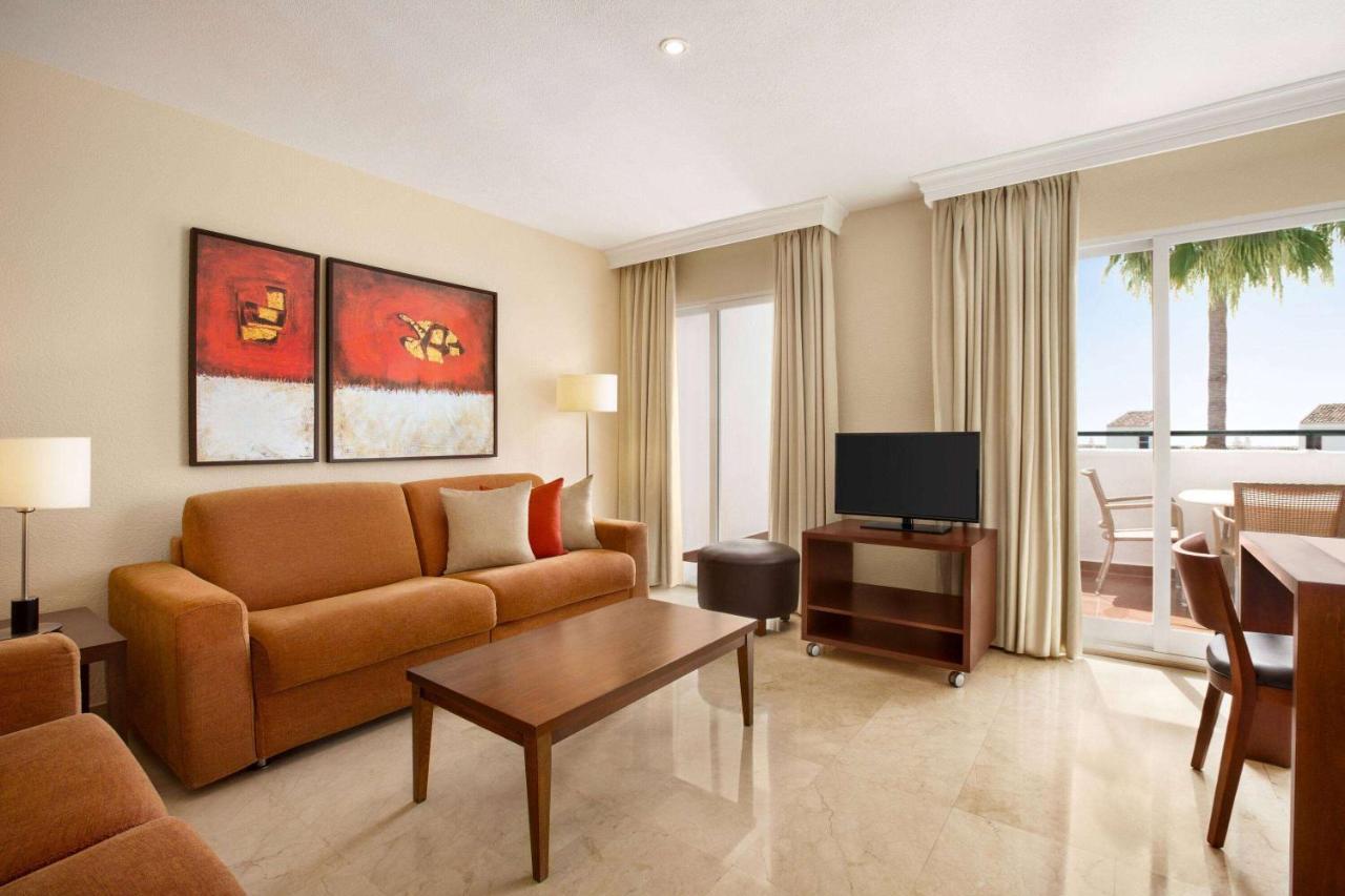 Ramada Residences By Wyndham Costa Del Sol El Faro 外观 照片